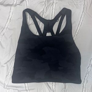 Lululemon camouflage cropped athletic tank